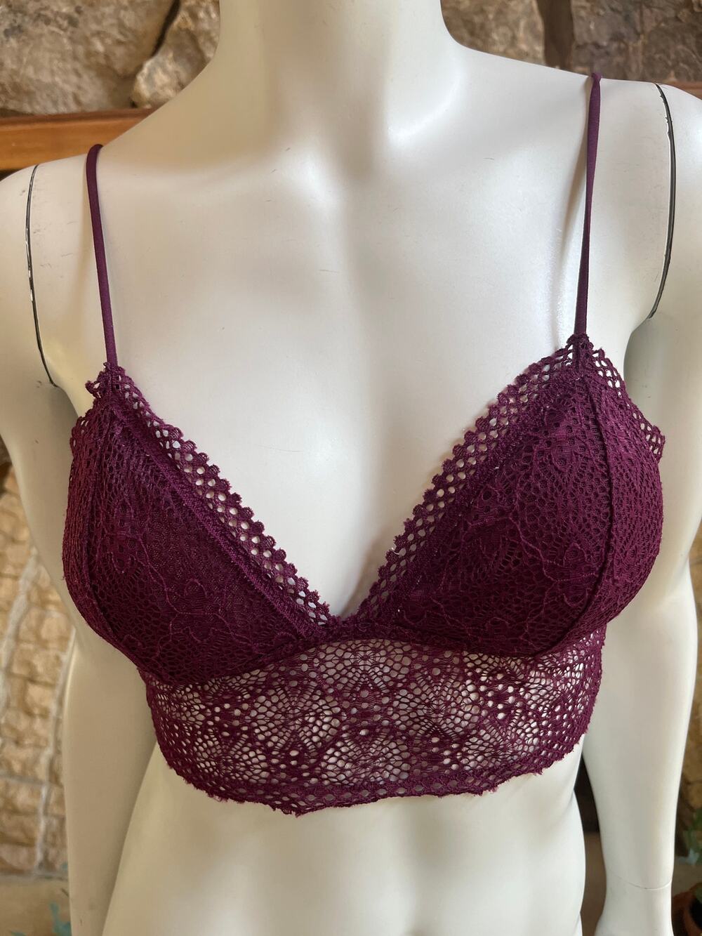 Victoria's Secret Dark Purple Lace Padded Bralette Women’s Size Medium